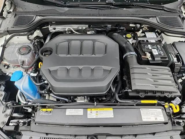 2024 Volkswagen Golf R 2.0T