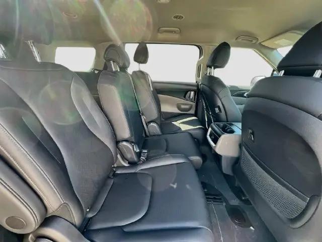 2027 Kia Carnival LXS