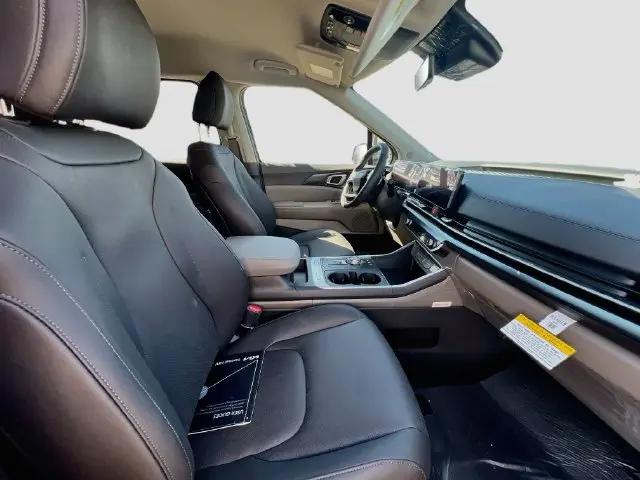 2027 Kia Carnival LXS