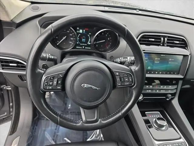 2019 Jaguar F-PACE 25t Premium