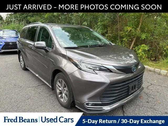 2023 Toyota Sienna XLE for sale in Flemington, NJ