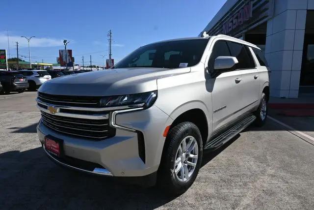 2023 Chevrolet Suburban 4WD LT for sale in Victoria, TX