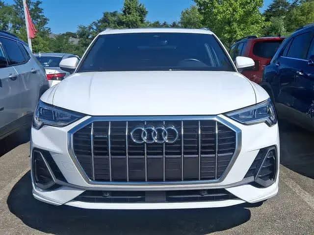 2025 Audi Q3 Premium 45 TFSI S line quattro Tiptronic