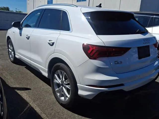 2025 Audi Q3 Premium 45 TFSI S line quattro Tiptronic