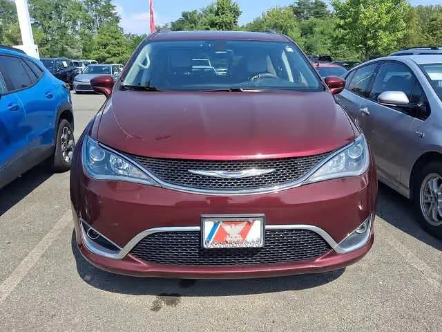 2017 Chrysler Pacifica Touring-L
