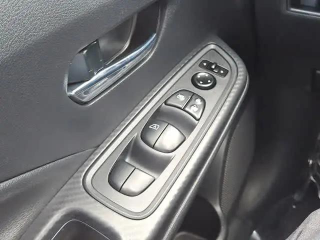 2024 Nissan Versa 1.6 SV