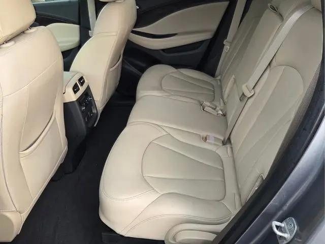 2020 Buick Envision FWD Essence