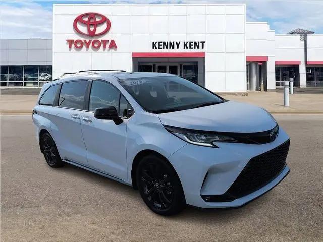 2025 Toyota Sienna XSE for sale in Evansville, IN