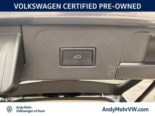 2023 Volkswagen Atlas 3.6L V6 SEL R-Line Black