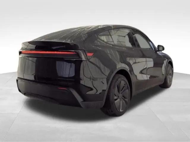 2026 Tesla Model Y Premium Rear-Wheel Drive