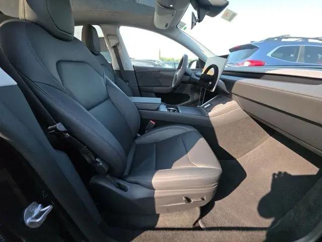 2026 Tesla Model Y Premium Rear-Wheel Drive