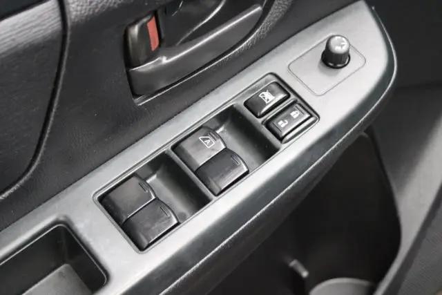 2014 Subaru Impreza 2.0i