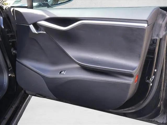 2016 Tesla Model S 85D