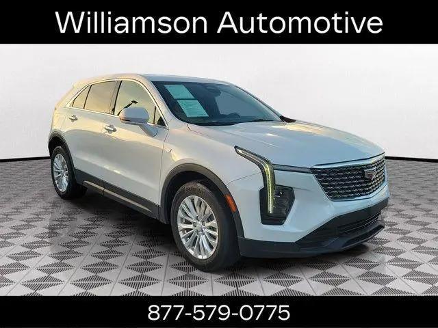 2024 Cadillac XT4 FWD Luxury for sale in Miami, FL