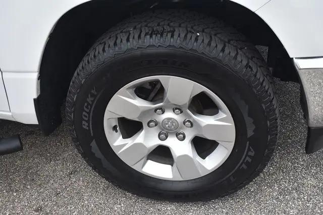 2019 Ram 1500 Big Horn/Lone Star Quad Cab 4x4 64 Box