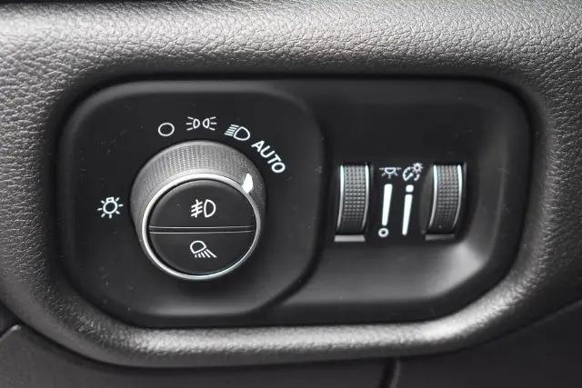 2019 Ram 1500 Big Horn/Lone Star Quad Cab 4x4 64 Box