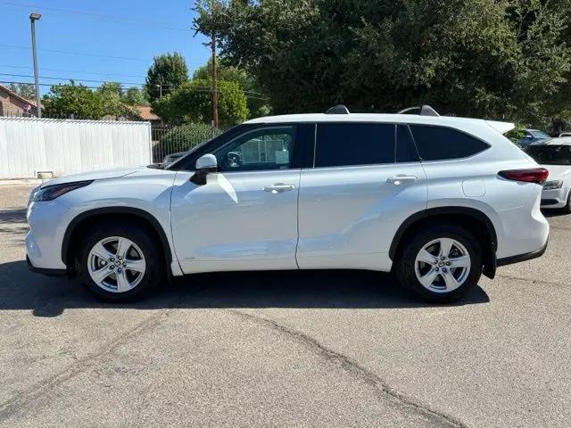 2022 Toyota Highlander Hybrid LE