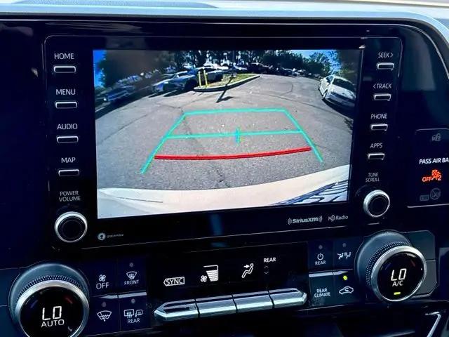2022 Toyota Highlander Hybrid LE