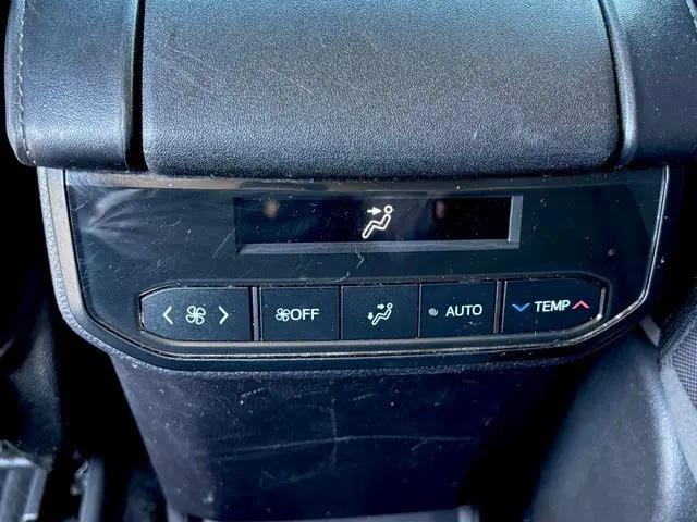 2022 Toyota Highlander Hybrid LE