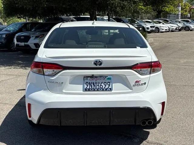 2024 Toyota Corolla Hybrid SE