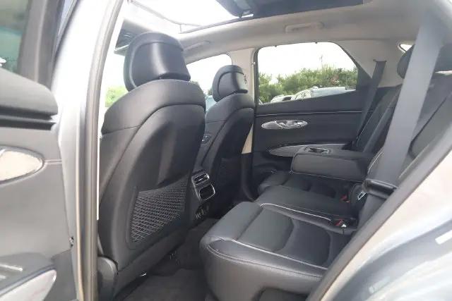 2023 Genesis GV70 2.5T AWD
