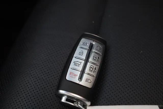 2023 Genesis GV70 2.5T AWD