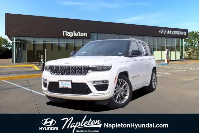 2022 Jeep Grand Cherokee Summit 4x4 for sale in Hazelwood, MO
