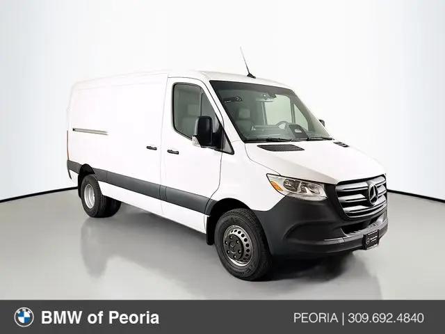 2026 Mercedes-Benz Sprinter 4500 Standard Roof 4-Cyl Diesel HO for sale in Peoria, IL