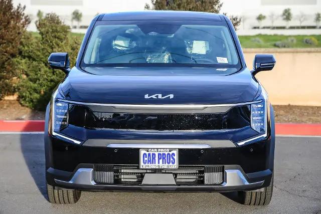 2026 Kia EV9 Light Long Range