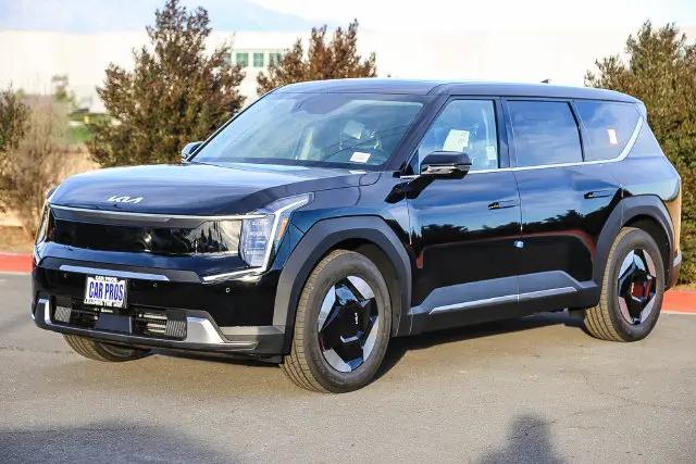 2026 Kia EV9 Light Long Range