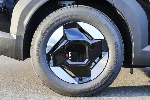 2026 Kia EV9 Light Long Range