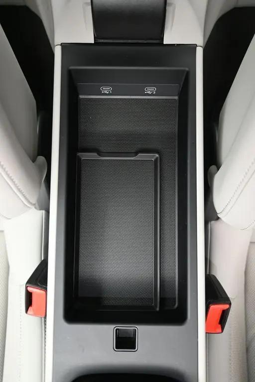 2023 Porsche 911 Carrera 4 GTS