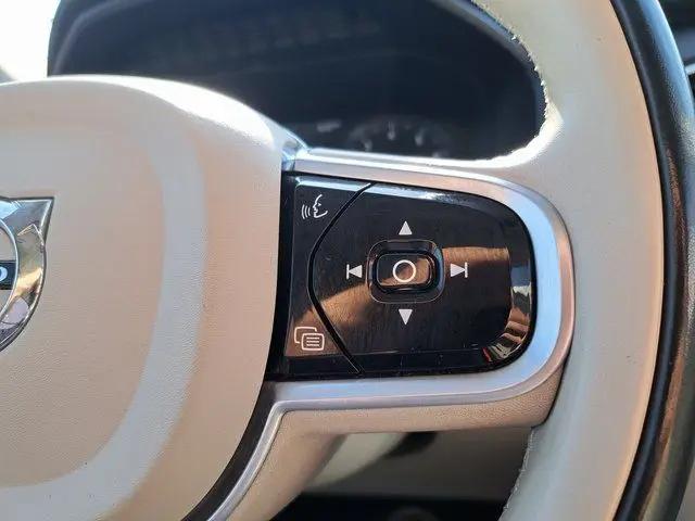 2021 Volvo XC90 T6 Inscription 7 Passenger