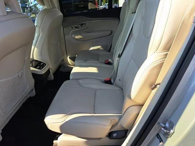 2021 Volvo XC90 T6 Inscription 7 Passenger