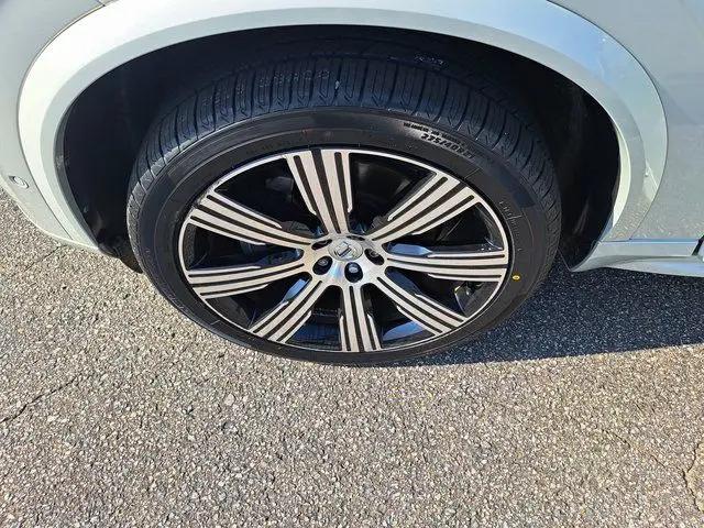2021 Volvo XC90 T6 Inscription 7 Passenger
