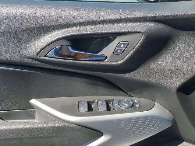 2024 Chevrolet Trax FWD SP