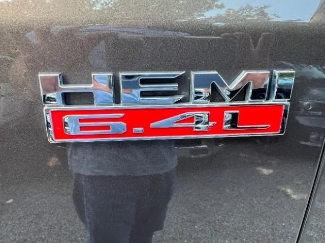 2020 Jeep Ram 2500 Laramie Crew Cab 4x4 64 Box