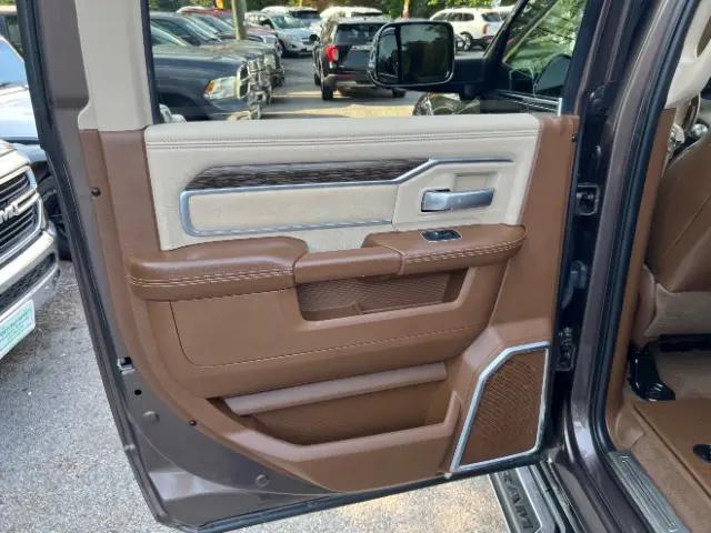 2020 Jeep Ram 2500 Laramie Crew Cab 4x4 64 Box