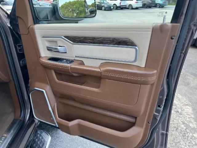 2020 Jeep Ram 2500 Laramie Crew Cab 4x4 64 Box