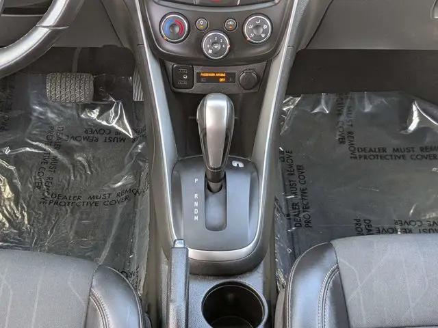 2021 Chevrolet Trax FWD LT