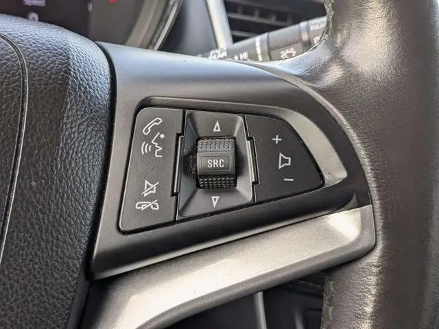 2021 Chevrolet Trax FWD LT