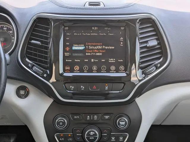 2019 Jeep Cherokee Limited FWD