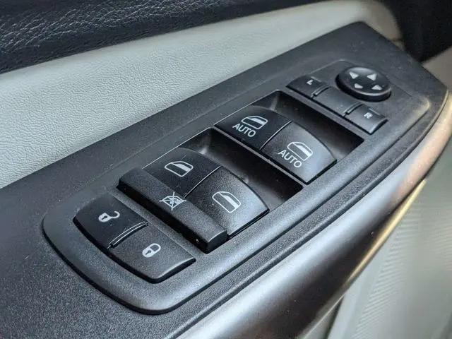 2019 Jeep Cherokee Limited FWD