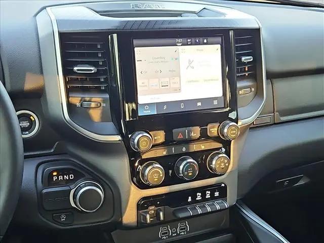 2025 Ram 1500 Lone Star Crew Cab 4x2 57 Box