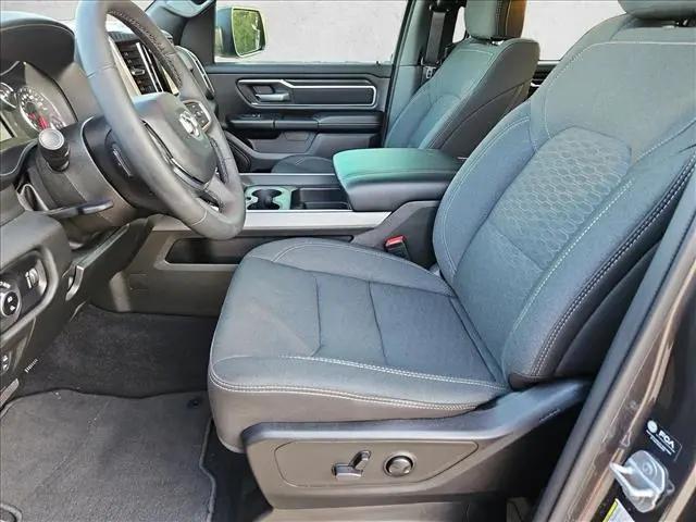 2025 Ram 1500 Lone Star Crew Cab 4x2 57 Box