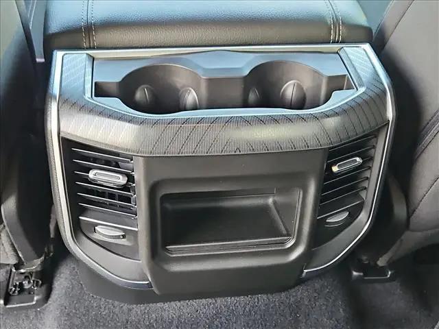2025 Ram 1500 Lone Star Crew Cab 4x2 57 Box