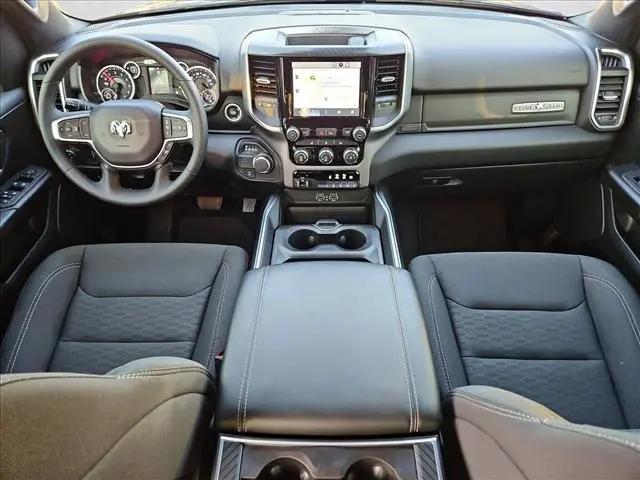 2025 Ram 1500 Lone Star Crew Cab 4x2 57 Box