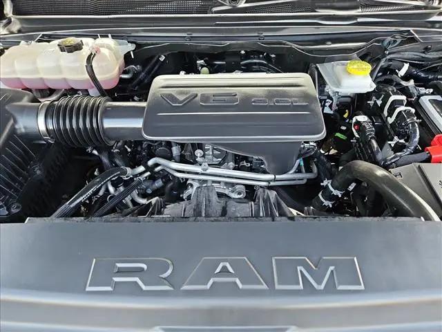 2025 Ram 1500 Lone Star Crew Cab 4x2 57 Box