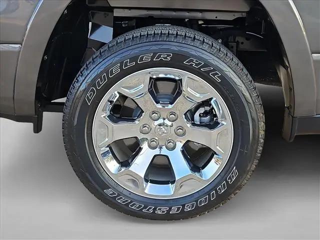 2025 Ram 1500 Lone Star Crew Cab 4x2 57 Box