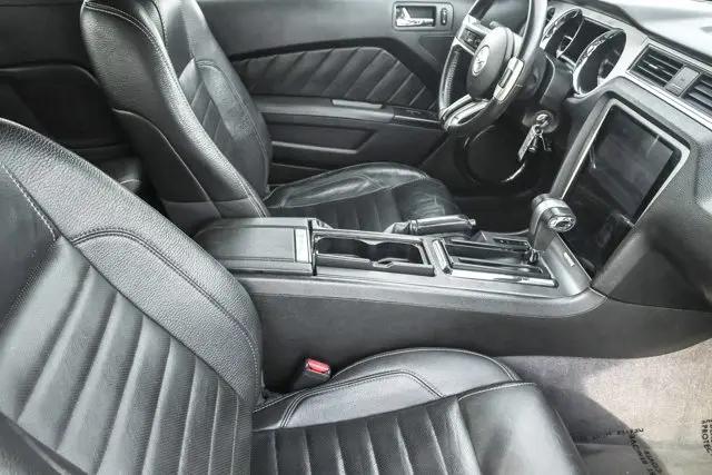 2011 Ford Mustang GT Premium